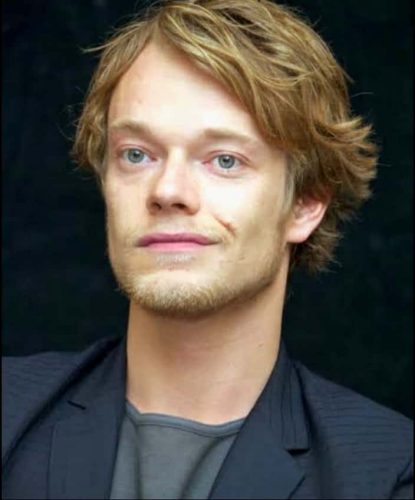 Alfie Allen Net Worth, Age, Family, Girlfriend, Biography, and More