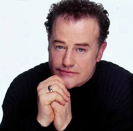 Owen Teale Net Worth, Age, Family, Husband, Biography, and More