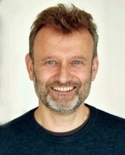 Hugh Dennis Net Worth, Age, Family, Wife, Biography, and More