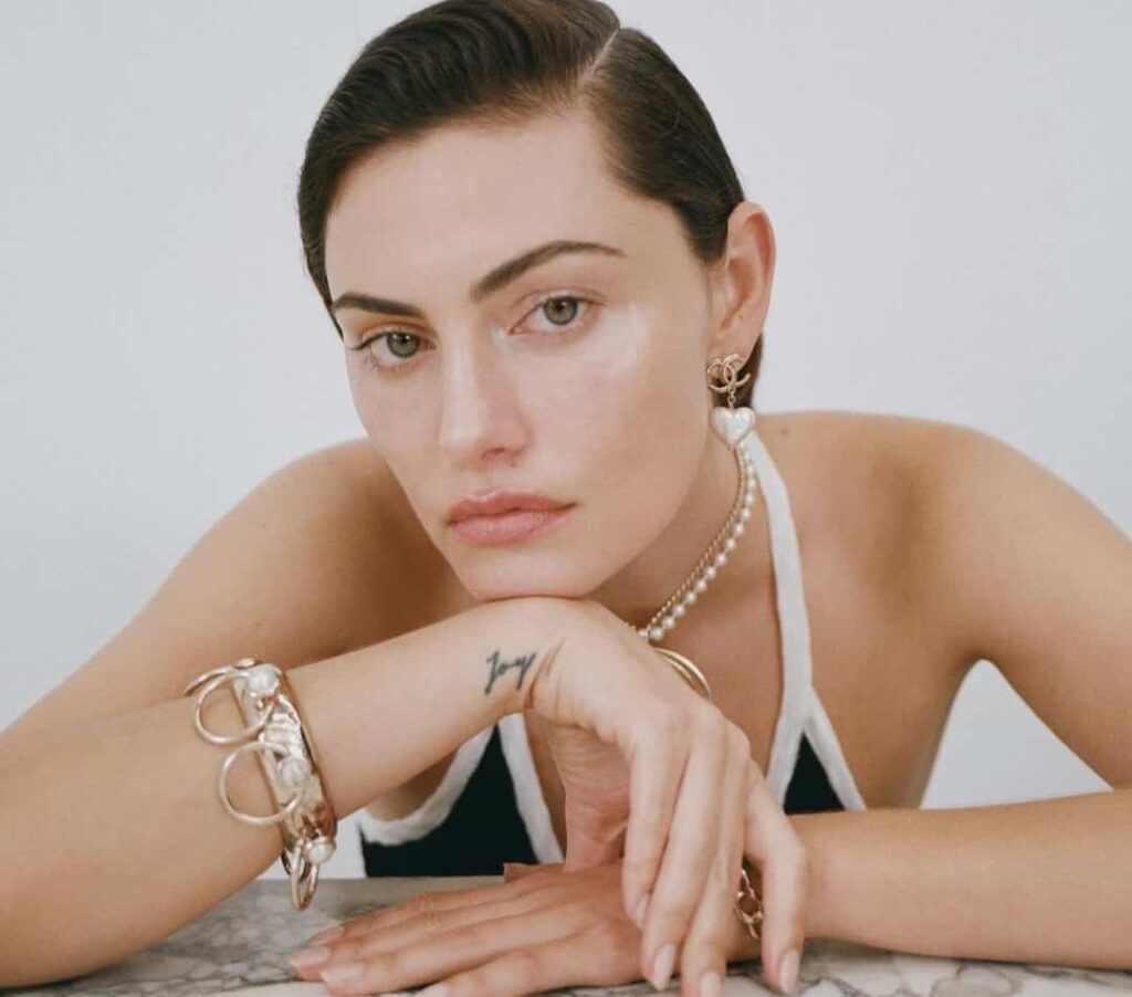Phoebe Tonkin Net Worth, Family, Boyfriend, Biography, and More