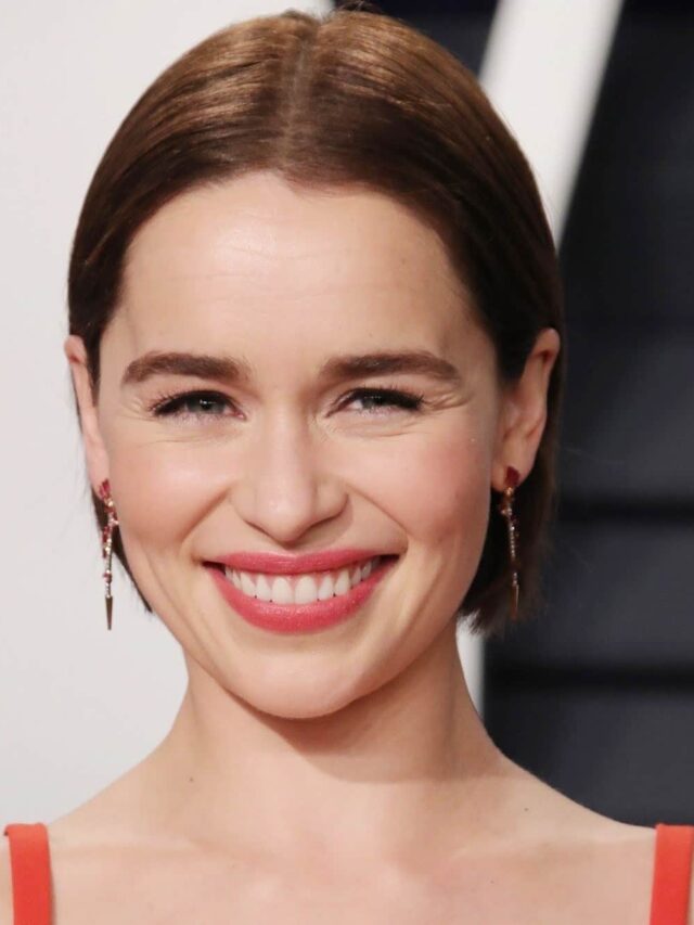 Emilia Clarke Net Worth, Age, Family, Boyfriend, Biography, and More